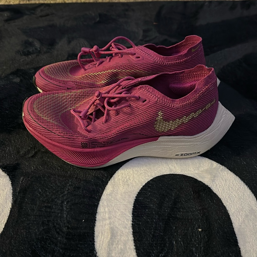 nike zoom x running shoes